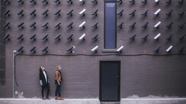 Shrink to Secure: Kubernetes and Secure Compact Containers